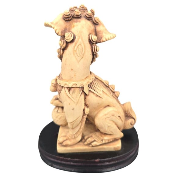 Vintage Chinese Hand Carved Resin Foo Dog Lion Statue Wood Base 5.5" - Picture 5 of 12